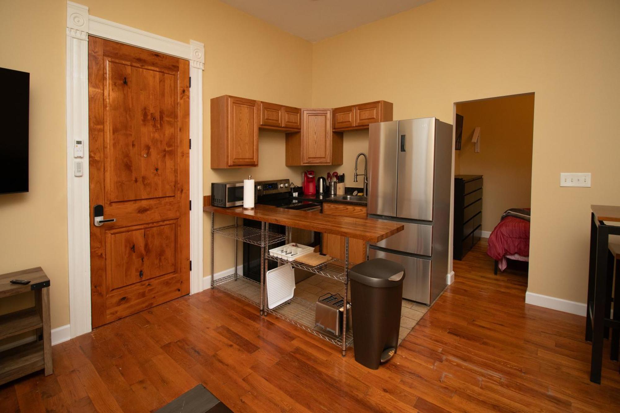Quiet, Gated Oasis Near Downtown Lexington Apartment Exterior photo