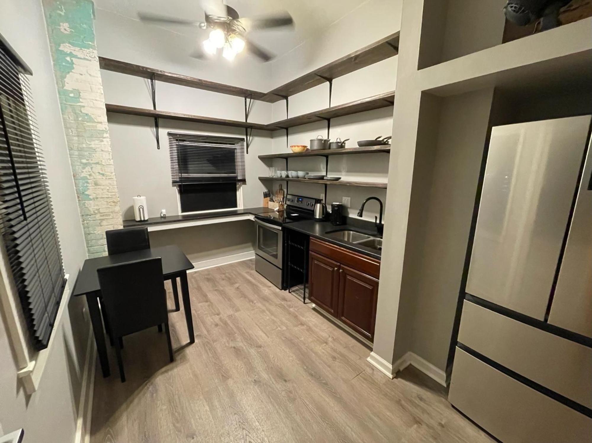 Quiet, Gated Oasis Near Downtown Lexington Apartment Exterior photo
